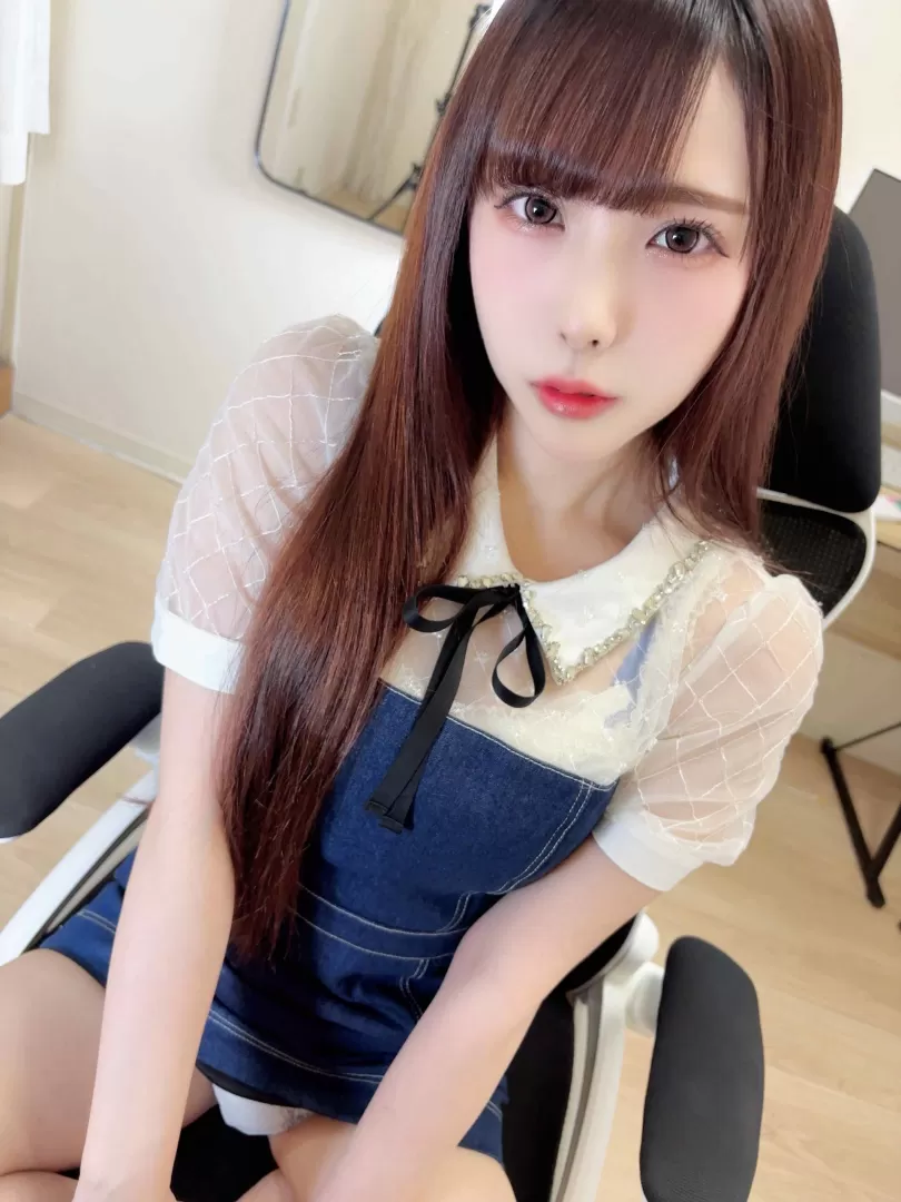 三月